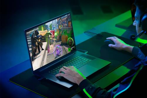 Laptop Razer Customize your Blade 18 One Color 26T09