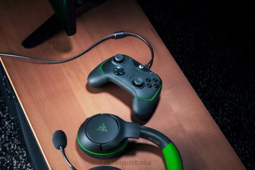 Console Razer Wolverine V2 Black 26T0162