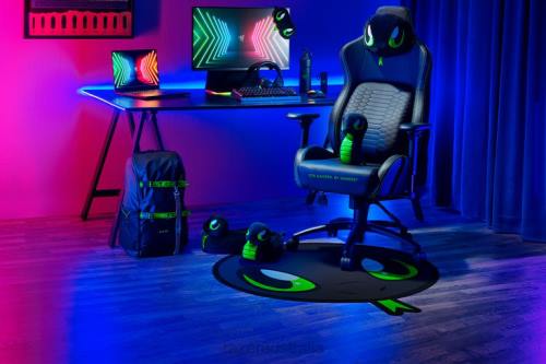 Gaming Chair Razer Sneki Snek Floor Rug One Color 26T0142