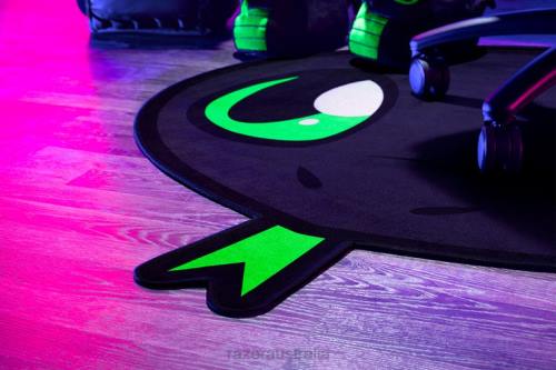 Gaming Chair Razer Sneki Snek Floor Rug One Color 26T0142